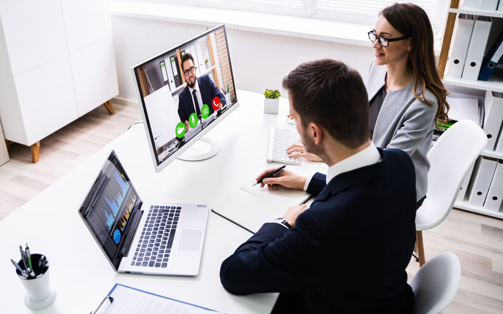 5 Common Lighting Mistakes to Avoid in Video Conferencing